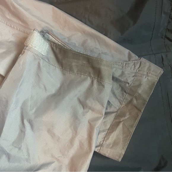 Patagonia Torrentshell Rain Jacket - Picture 7 of 8